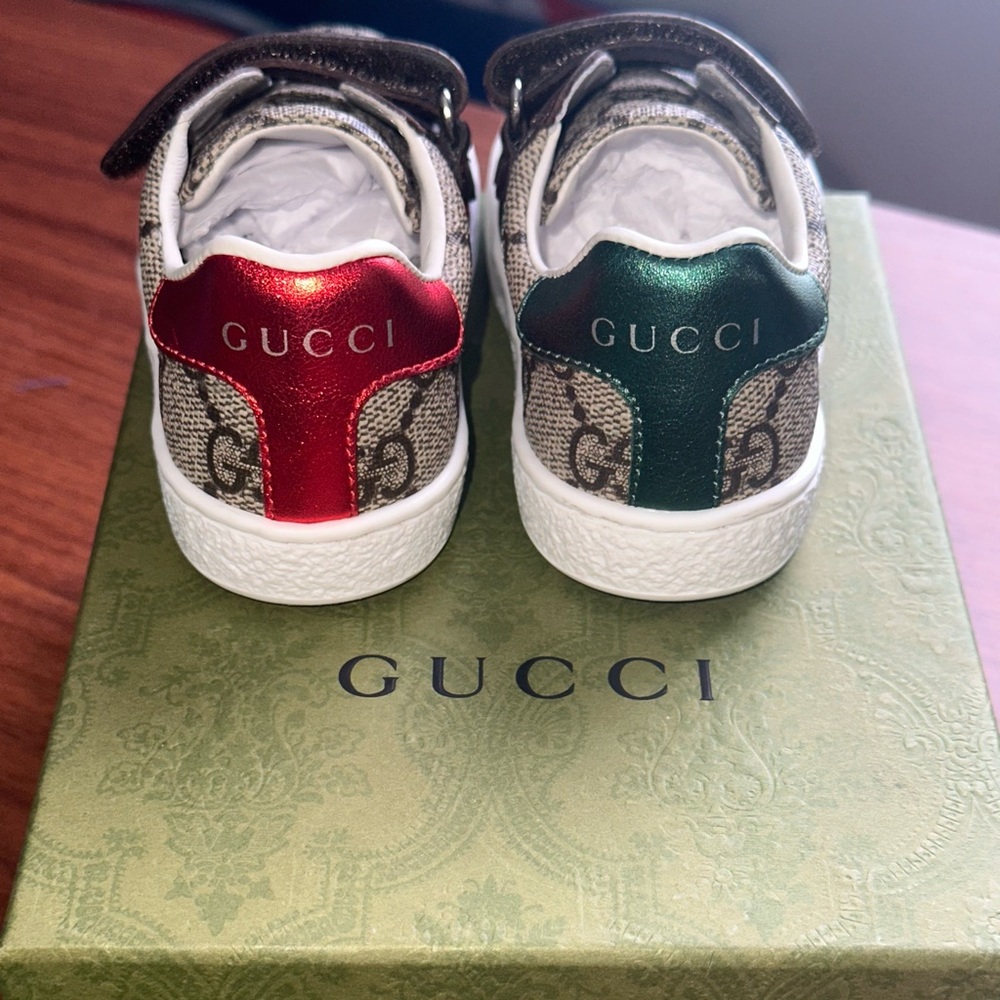 gucci sneakers | toddler sz 22 | slightly used